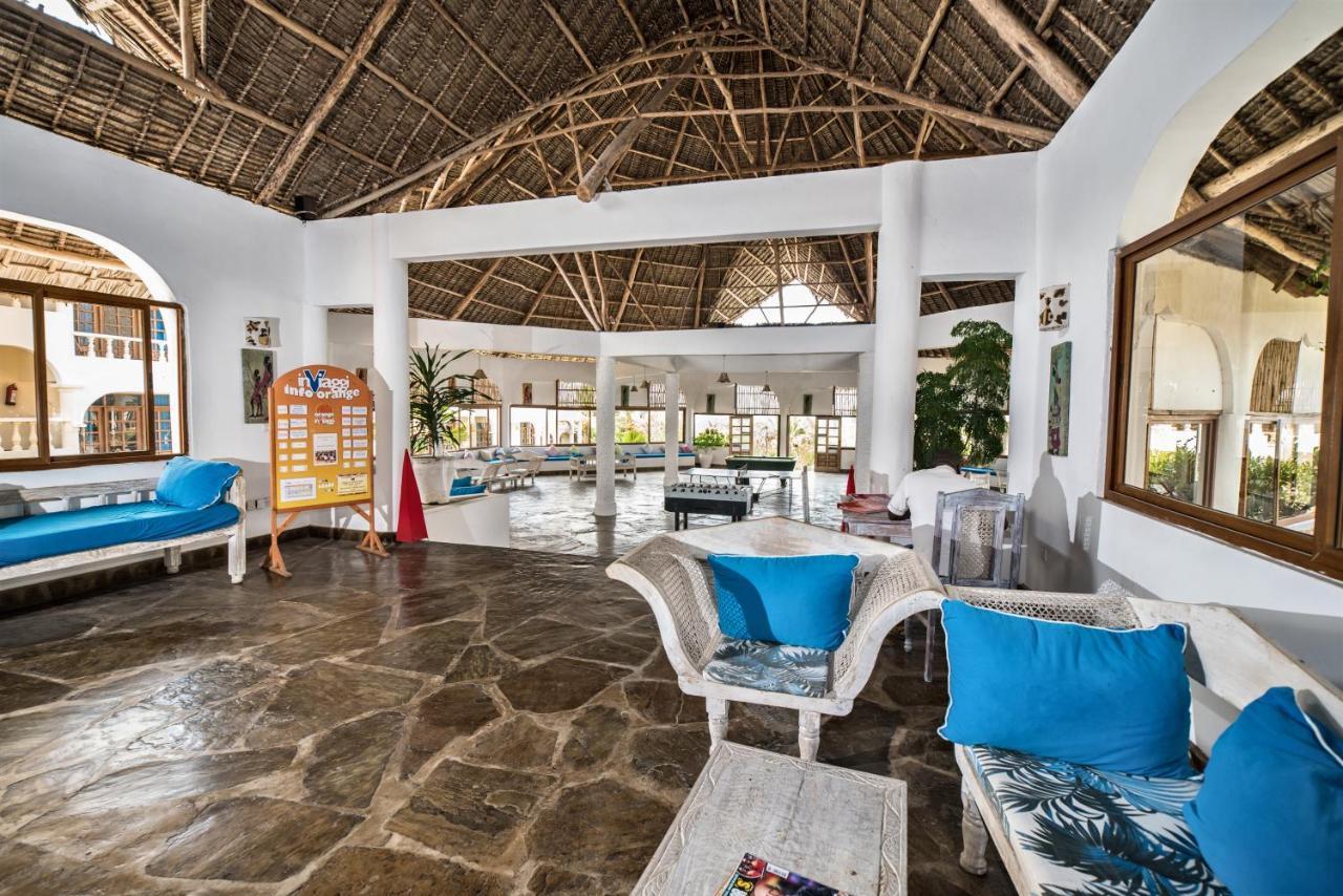 Jumbo Club Watamu Hotel Bagian luar foto