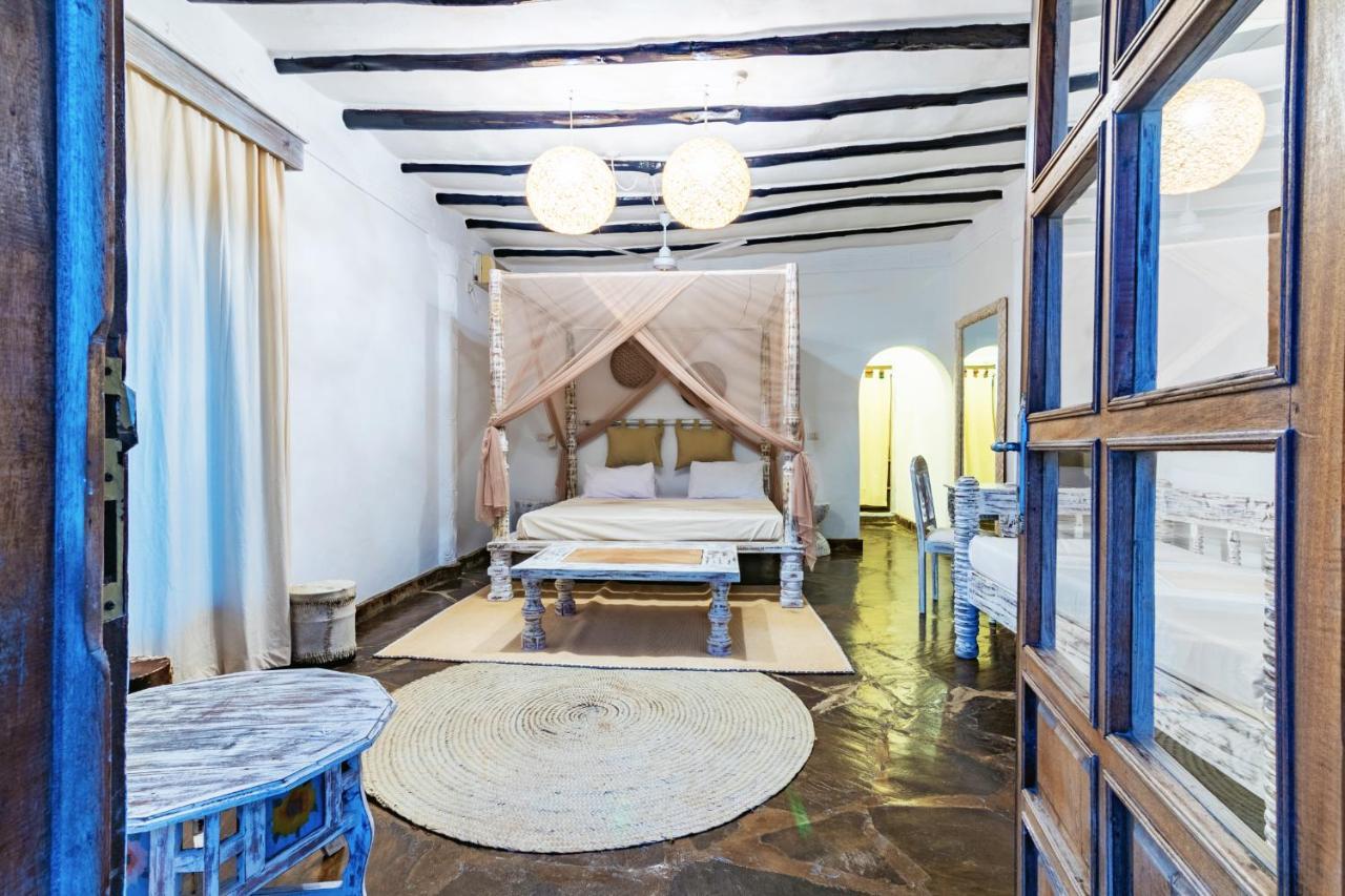 Jumbo Club Watamu Hotel Bagian luar foto
